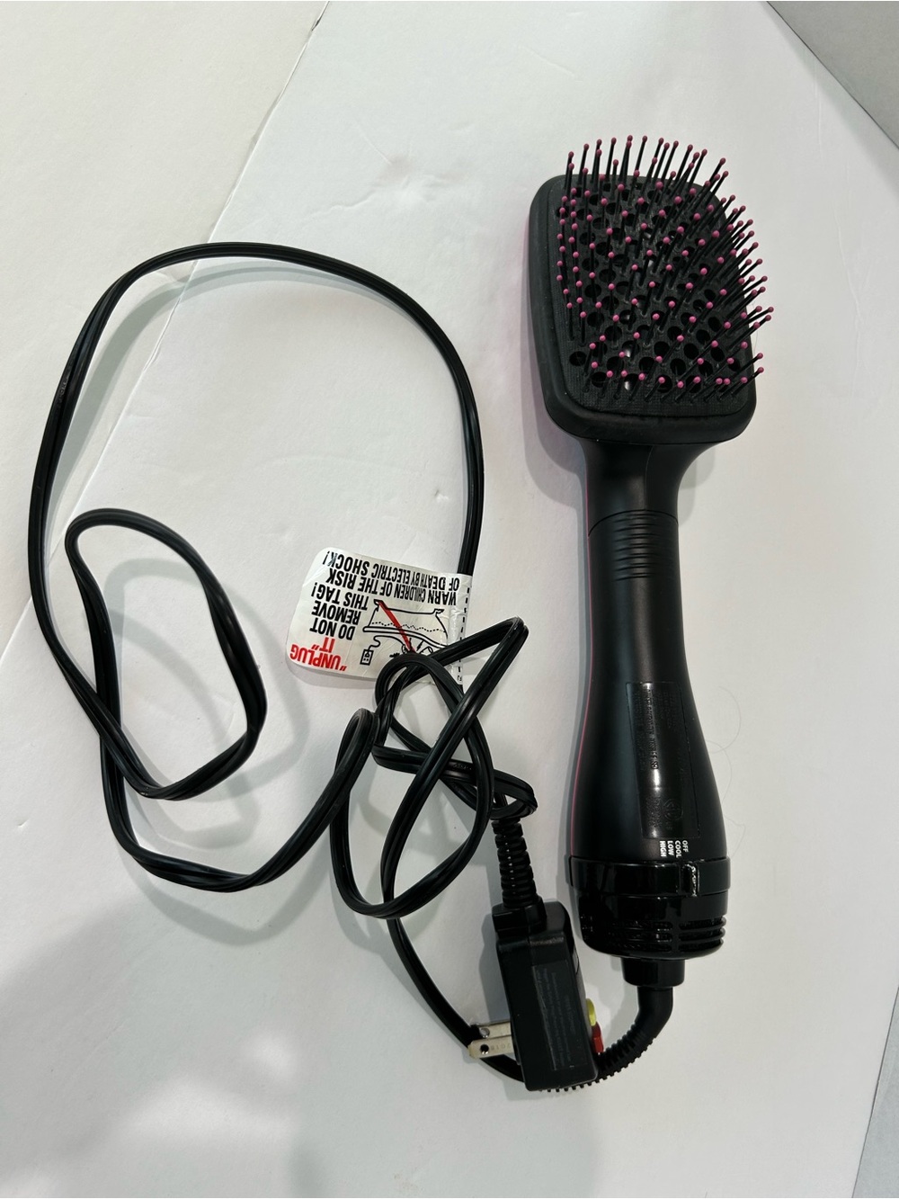 Revlon Black Paddle Hot Air Brush with Pink-Tip Bristles